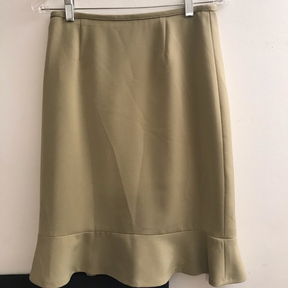 Liz Claiborne 2 PC Jacket and Skirt Suit Sz 4 - Picture 3 of 4